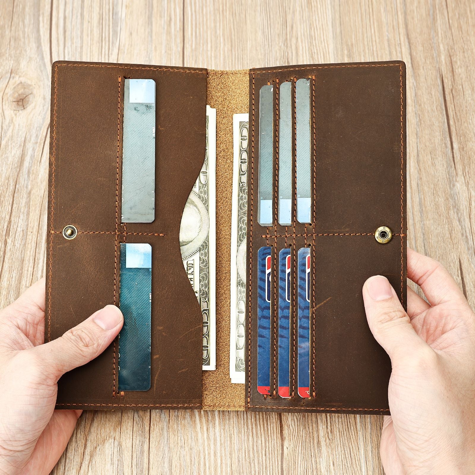 Men's leather wallet with multiple card slots, large capacity, long design, double zipper, vintage style, crazy horse leather clutch.